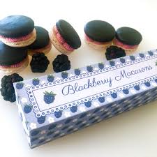 Slip the macaron inside the box. Diy Macaron Gift Box Printable Macarons Gift Box Template Macaron Boxes