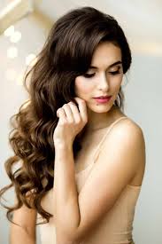This fishtail braid hairstyle is perfect for both daytime and outdoors. 14 Date Night Hairstyles That Are Quick Easy Hot Beauty Health