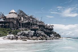 Tripadvisor'ın interaktif haritasını kullanarak konuma ve yakındaki restoran ve gezilecek yer seçeneklerine göz atın. Love In Azulik Tulum Mikuta Nu