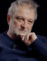 Le Media : Denis Robert succède à Aude Lancelin