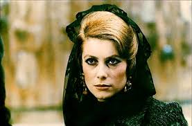 Weitere ideen zu schöne hintern, französische schauspieler, jessica chastain. Catherine Deneuve Siebzig Der Gockel Und Die Machtbewusste Unschuld Kultur Stuttgarter Zeitung