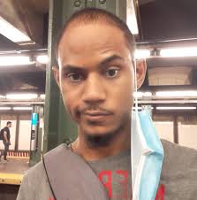 How do players get custom clan tags in Call of Duty Black Ops?