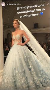 Alternative Wedding Dresses Dressurpferde Ankleide