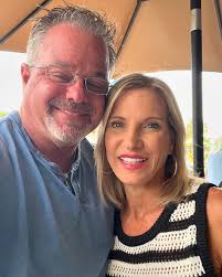 What a fun dinner tonight at Pier 14. Tapas and Cocktails! Great food,  service and a fun atmosphere. 😊❤️🍹🍻🍤🍟🤙🏻 @pier_14_fl @discoverlbts  #pier14 #lbts #tapas #cocktails #datenight #sundayfunday #love