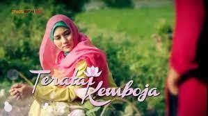 Sepanjang peradaban manusia bunga ini telah menjadi simbolisasi bagi berbagai agama dan kepercayaan. Maria Firdz Lifestyle Blogger