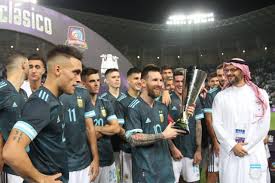 Последние твиты от القنوات الرياضية السعودية (@riyadiyatv). Ù…ÙŠØ³ÙŠ ÙŠÙ‚ÙˆØ¯ Ø§Ù„Ø£Ø±Ø¬Ù†ØªÙŠÙ† Ù„Ù„Ø«Ø£Ø± Ù…Ù† Ø§Ù„Ø¨Ø±Ø§Ø²ÙŠÙ„ ÙÙŠ Ø§Ù„Ø³Ø¹ÙˆØ¯ÙŠØ© Ø§Ù„Ù†Ù‡Ø§Ø±