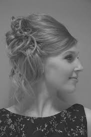 Medium length hair may seem limiting, but in reality, it allows you more options than any other length! Medium Length Fine Hair Holiday Hairstyles Puttin On The Ritz Help For Fine Hair