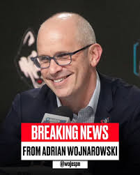 Dan Hurley Net Worth, Salary, and New Contract With the Uconn Huskies