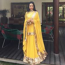 Sabyasachi Repost From Sabyasachihyderabad Aparnaareddy Looks Absolutely Gorgeous In A Sabyasachi Leh Indian Designer Outfits Mehendi Outfits Indian Outfits