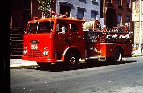 From the honolulu fire department, here is a twh collectibles pierce quantum pumper in 1:50 scale. Pin By Bert Van Der Moer On Fire Fire Trucks Pictures Fire Trucks Emergency Vehicles