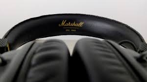 The earcups and adjustment sliders are made of plastic too, which doesn't inspire. Vowe Dot Net Marshall Major Ii Bluetooth