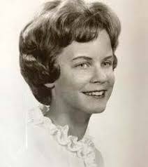 Christine Elsen's Instagram, Twitter & Facebook