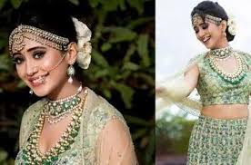 Vedika thinks kartik and naira reunites and takes sleeping pills. Shivangi Joshi Reveals About Her Dream Wedding Lehenga She Would Wear On Her Special Day