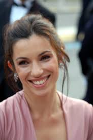 Born in portugal to a moroccan mother and a french father, aure aitka grew up in paris. Datei Aure Atika Cannes Jpg Wikipedia