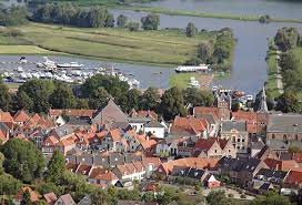 Cbs) en heeft een oppervlakte van 24,28 km² (waarvan 0,93 km² water). Ijsseldelta Marina
