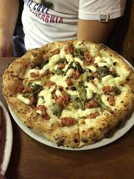 La storia di pulcinella non è un segreto, poiché nonostante i tentativi di tenere nascosto tale vissuto, è ovvio a tutti, quanto è accaduto a questa donna. 1 Picture Of Il Segreto Di Pulcinella Montesarchio Tripadvisor