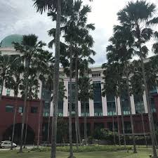 Penerangan negeri sabah on twitter sebanyak 23 jabatan dan agensi kerajaan persekutuan yang berpejabat di kompleks pentadbiran kerajaan persekutuan sabah kota kinabalu mula dibuka hari ini menurut setiausaha persekutuan sabah. Fotos En Kompleks Pentadbiran Kerajaan Persekutuan Sabah Edificio Gubernamental