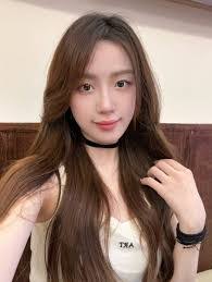 Yuting Jiang's Instagram, Twitter & Facebook