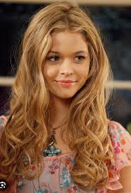 Qué crees que pasaría si Alison y Courtney de la serie de televisión se  conocieran (antes de que ella muriera) en otra dimensión? :  r/PrettyLittleLiars