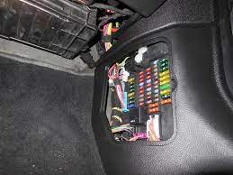 Each fuse box holds various fuses that are responsible for many electrical components. Mini Cooper 2007 Present Fuse Box Diagram Northamericanmotoring