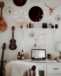 35 Cool Minimalist Dorm Room Decor Ideas On A Budget Aesthetic Room Decor Minimalist Apartment Decor Tumblr Room Decor