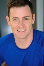 Kris Barra's Instagram, Twitter & Facebook