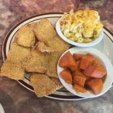 On the street of international boulevard and street number is 4929. Big Momma S Kitchen 167 Photos 90 Reviews Southern 4929 International Blvd Oakland Ca Restaurant Reviews Phone Number Menu Yelp