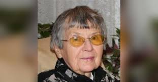 Eleanor Edith Holzhausen Obituary