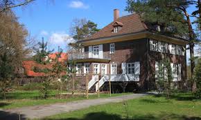 Sie erhalten die neusten angebote zu ihrer suche sofort und kostenlos. Tetensvilla Ferienhaus Mit Geschichte