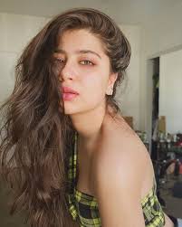 Actress athiya shetty and her rumoured boyfriend, cricketer kl rahul made a rare appearance in actress anushka sharma's instagram post. à¤¯ à¤¹ à¤® à¤¹à¤¬ à¤¬à¤¤ à¤« à¤® Aditi Bhatia à¤• à¤° à¤¨ à¤µ à¤¯à¤°à¤¸ à¤• à¤µà¤œà¤¹ à¤¸ à¤« à¤¸ à¤—à¤ˆ à¤¹ à¤…à¤® à¤° à¤• à¤® à¤¦ à¤– à¤ à¤¤à¤¸ à¤µ à¤° Aditi Bhatia Photos Ye Hai Mohabbatein Fame Aditi Bhatia Locked In Us Due