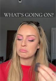 Hide Your Grown Out Roots: Quick Fixes for Blondes