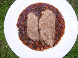 Rezept Rinderschmorbraten In Rotwein Balsamico Sauce Rezept Balsamico Sauce Rinderschmorbraten Braten