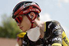 Vingegaard abandona el Tour tras un dura caída antes de Plateau de Solaison