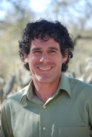 Natural Security: A Darwinian Approach to a Dangerous World: Sagarin, Raphael,  Taylor, Terrence: 9780520253476: Amazon.com: Books