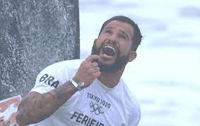 Italo ferreira wins gold for brazil in surfing debut son of a fisherman and a mother who worked in the inn where the family lived, italo began to show his talent at an early age, and it wasn't long before he was discovered. Gdvqpbiqxoeunm
