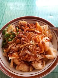 It is also about the chicken simmered in spiced broth, then lightly fried and shredded. Bubur Ayam Cirebon Fotografi Makanan Makanan Dan Minuman Ide Makanan