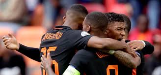 La repubblica è il quotidiano online aggiornato 24 ore su 24 su politica, cronaca, economia, sport, esteri, spettacoli, musica, cultura, scienza, tecnologia. Ot8gbvm Up7uem