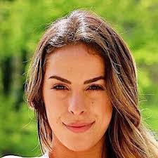 Nina Munoz's Instagram, Twitter & Facebook