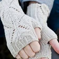 Not only does this fingerless gloves pattern have a free written pattern there is a free video pattern too! 48 Knitting Patterns For Fingerless Gloves Guide Patterns