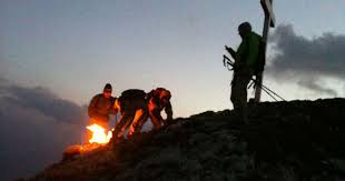 Maybe you would like to learn more about one of these? Von Sommerfesten Bis Bergfeuer Das Ist Am Wochenende Los In Tirol Tiroler Tageszeitung Online Nachrichten Von Jetzt