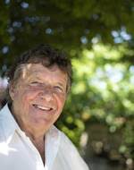 Une placette de Sanary en hommage à Jean Brondi