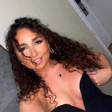 Leah mcfarlane (@Leah44796044)