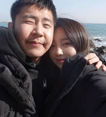 오늘 철구 외질혜 2개 방송에서 나온 단어들서수기릿!!! Zcabhvsqsxtv5m