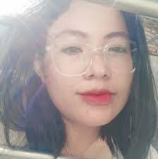 Sara Strawn's Instagram, Twitter & Facebook