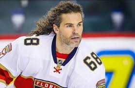He has also successfully represented his country in several international events. Jaromir Jagr Storio