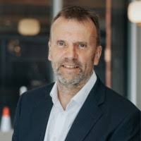 100+ perfiles de «Mouland»