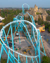 The final piece is in place! 🤩 🎢 AlpenFury's track is officially  completed and soon, it'll be roaring from the mountain and into park  history! ⛰️