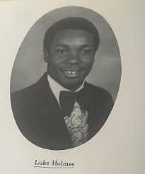 Looking for my 1978 yearbook. It was misplaced right after I got it in  1978. I am willing to pay for it. No questions asked.