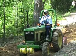 Maximum power (hp / kw). John Deere 750
