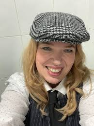 LoooL 🤣 Ty love language is Crocheting something for you <333 Ifi ربی  firandomlymakeyousmth randomly make you smth i crocheted w/out you asking..  <33